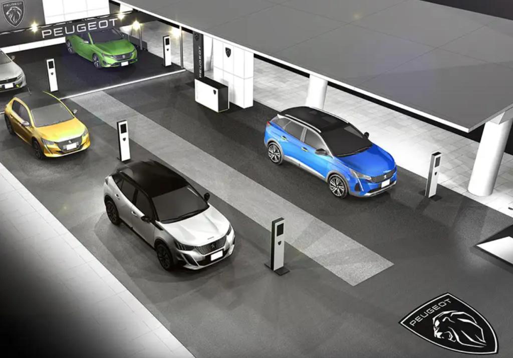 NEW  PEUGEOT ついに日本初公開！