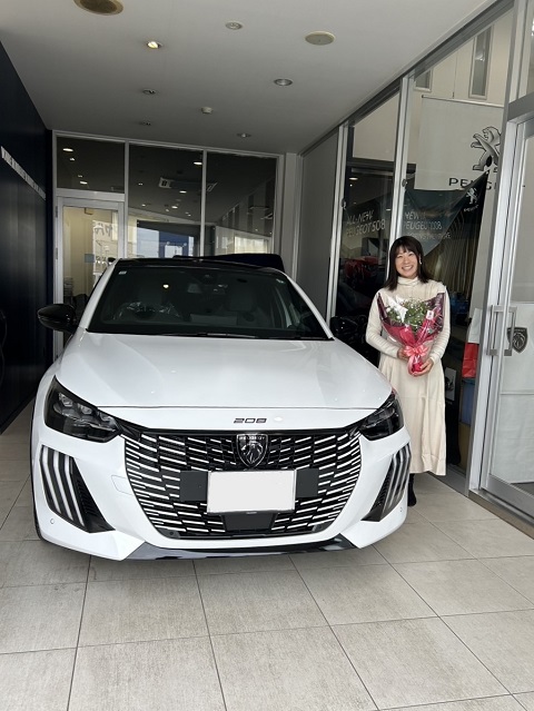 PEUGEOT 208 ご納車式♪