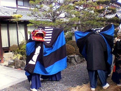 獅子がやって来た！