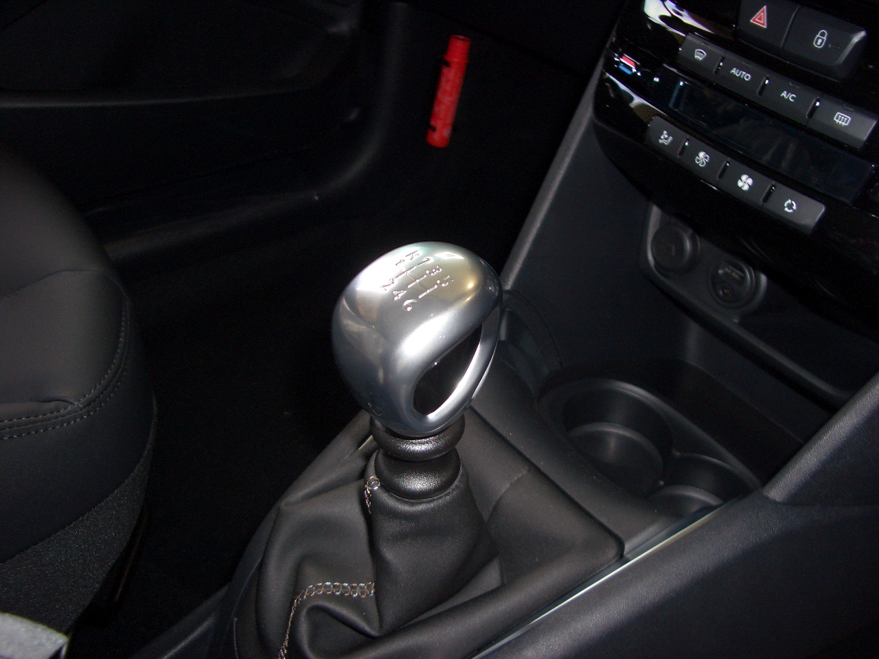 ＧＴが入荷　＆　３日４日はデビューフェア