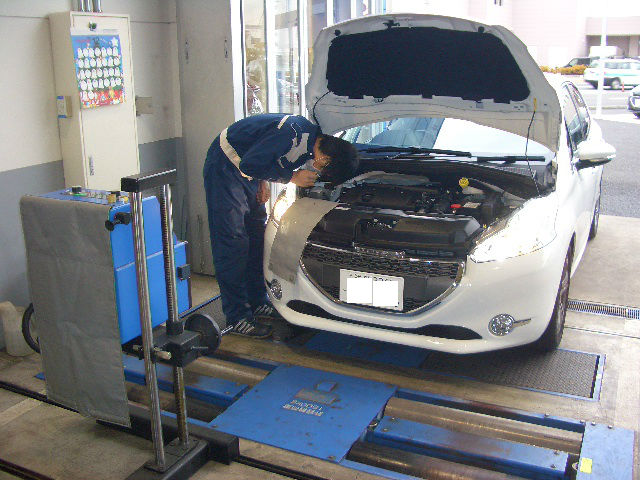 208 HID　取り付け