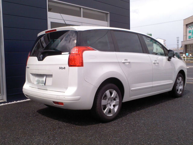 ５００８　中古車ございます