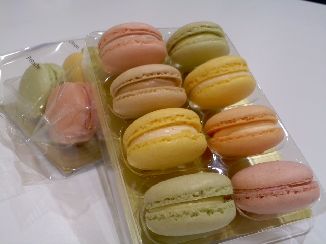 マカロンいただきました♪