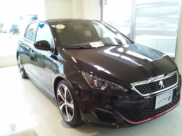 ショールームに…♪