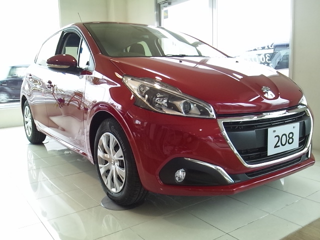 PEUGEOT☆208　リオハレッド　入荷☆