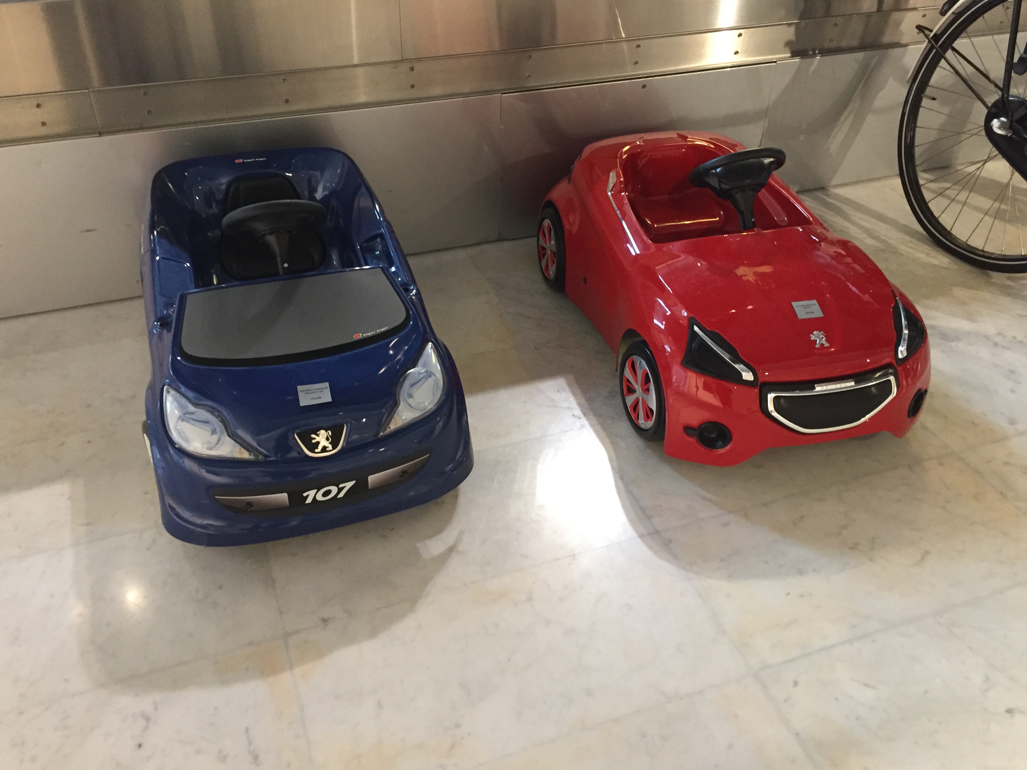 ♪来月も展示会開催いたします♪