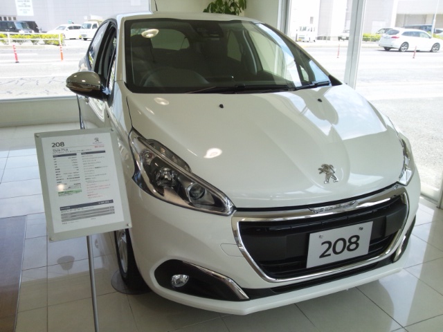 ☆PEUGEOT　208style　plus☆