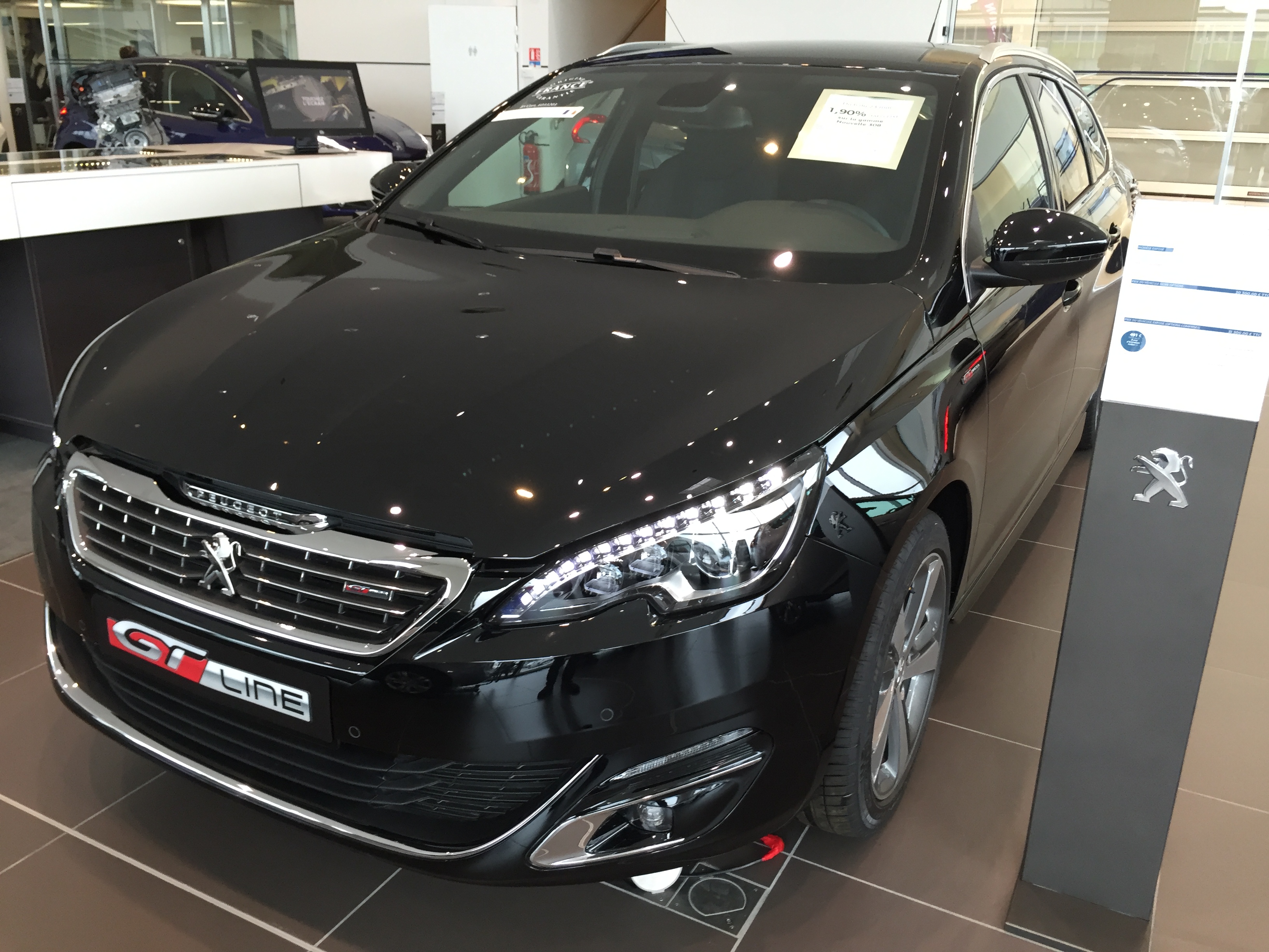 今週末は展示会♪♪♪