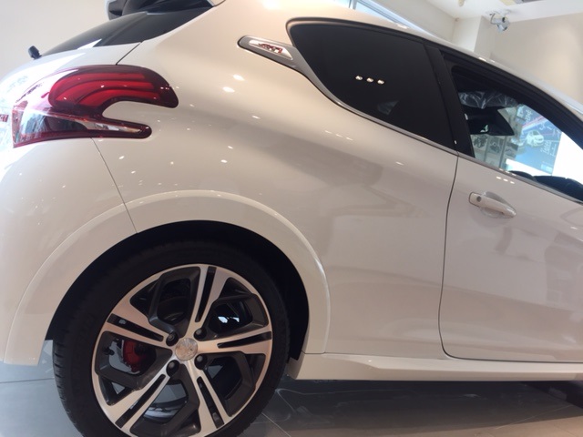 スポーツの秋♪《208GTi》