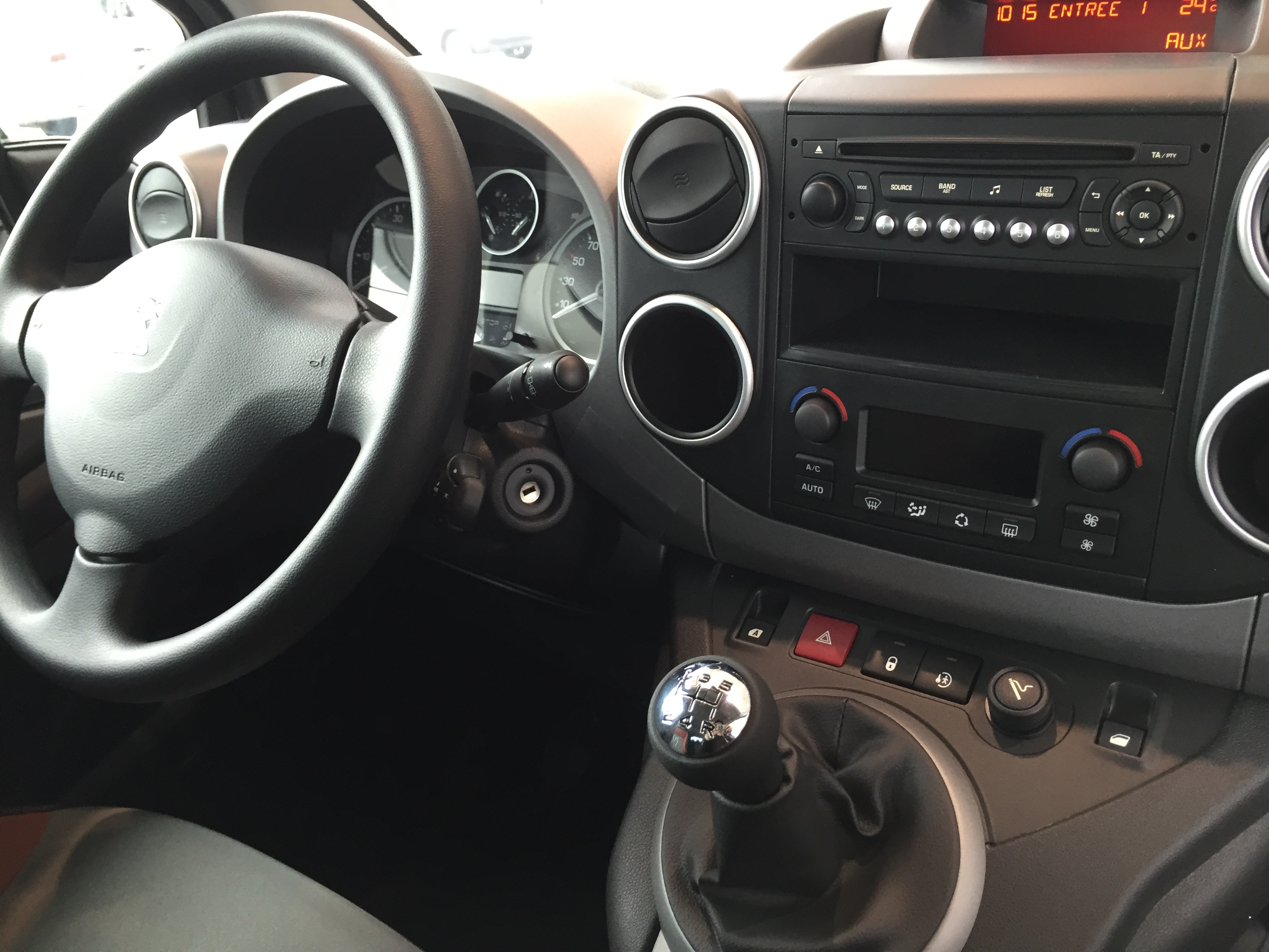 ●●●定休日のお知らせ●●●