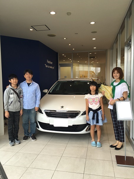 《308 SW Allure BlueHDi》ご納車させていただきました