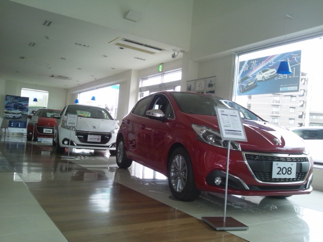 ☆PEUGEOT　２０８☆