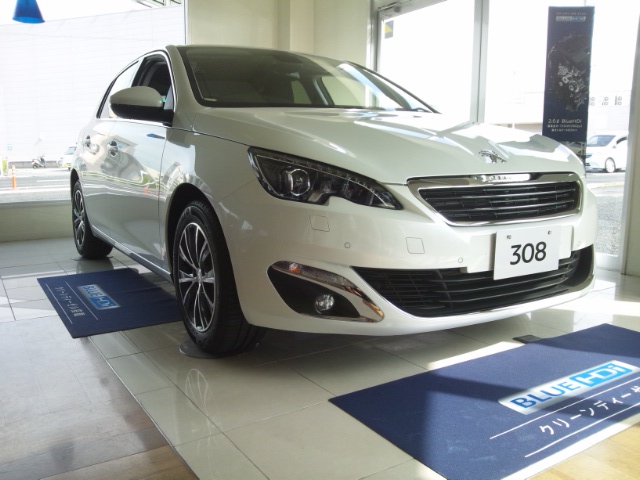 PEUGEOT☆ライオン308Allure　ＢｌｕｅＨＤi☆