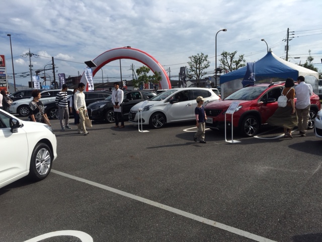 輸入モーターショー現地より♪