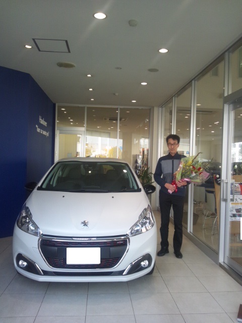 ☆PEUGEOT　208　GT　Line　ご納車させていｔだきました☆