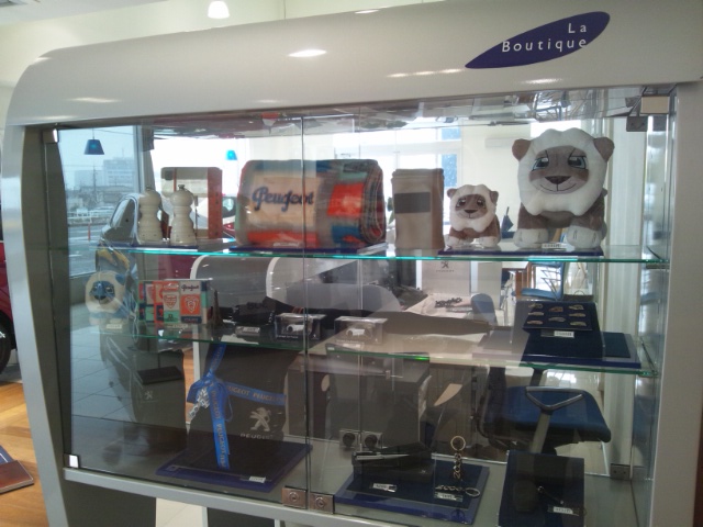 PEUGEOTブティック商品入荷♪♪♪