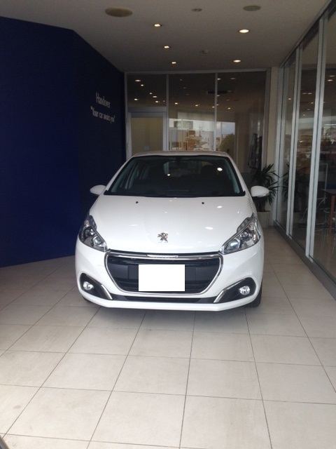 PEUGEOT　208　style　5MT　ご納車させていただきました♪♪♪