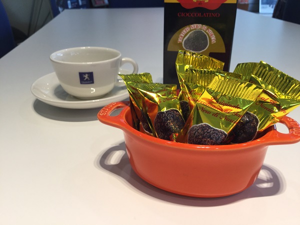 イタリア直送トリュフチョコレートプレゼント☆