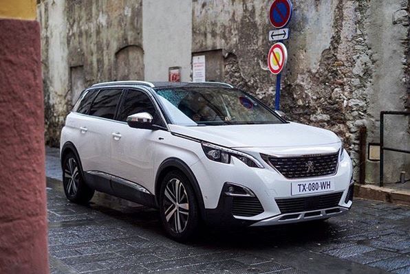 定休日のお知らせ