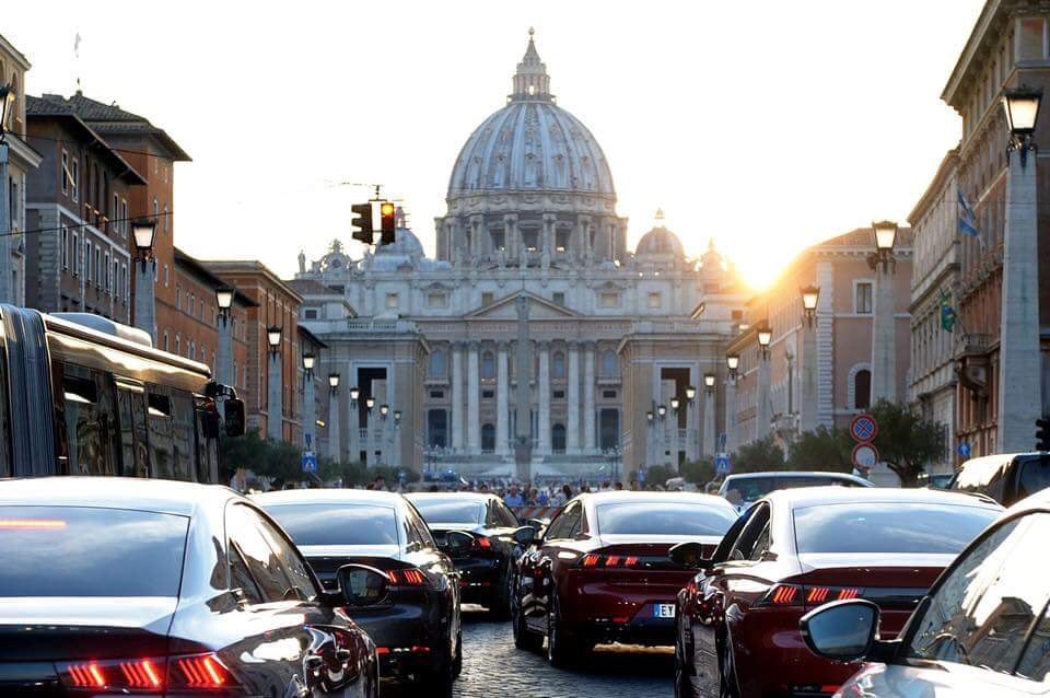 定休日のお知らせ