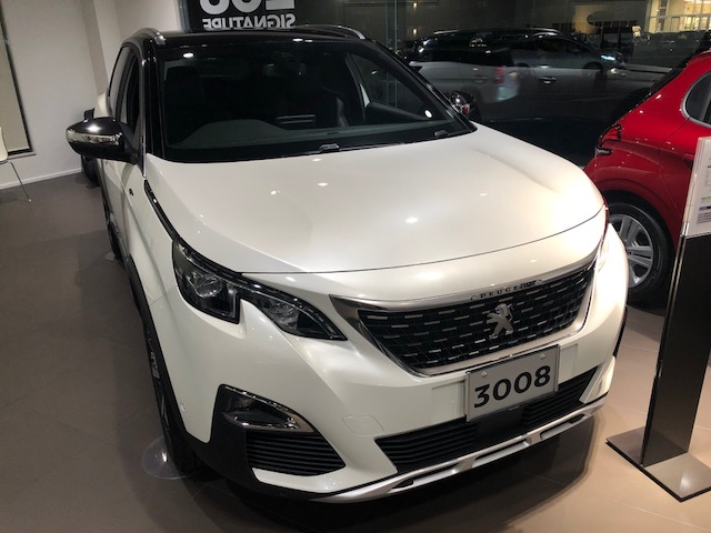 ライセンスプレートフレーム