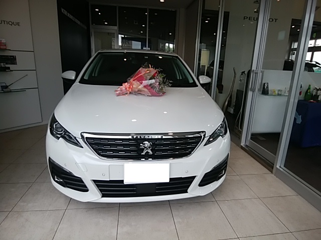 308TECH PACK BHDIパールホワイトご納車させて頂きました♪