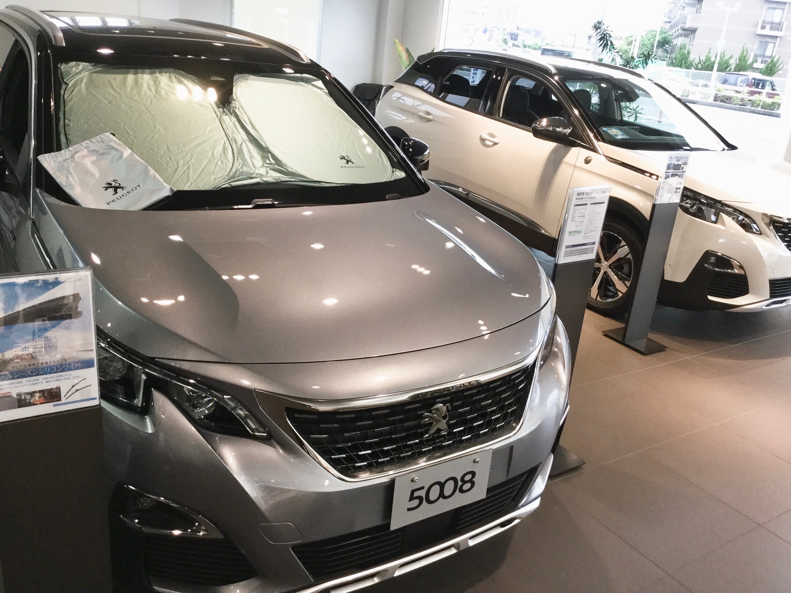 プジョーウィンドウサンシェード！！