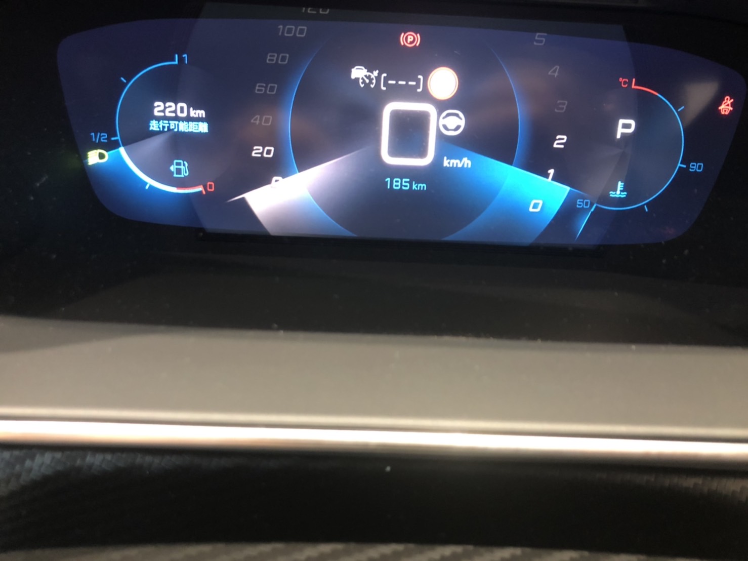 NEW PEUGEOT208の魅力