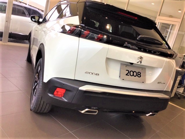 NEW PEUGEOT 2008展示中✨