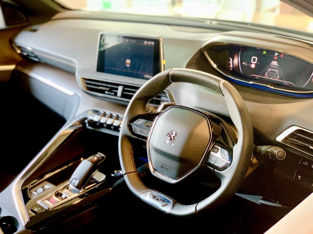 NEW 3008展示車✦