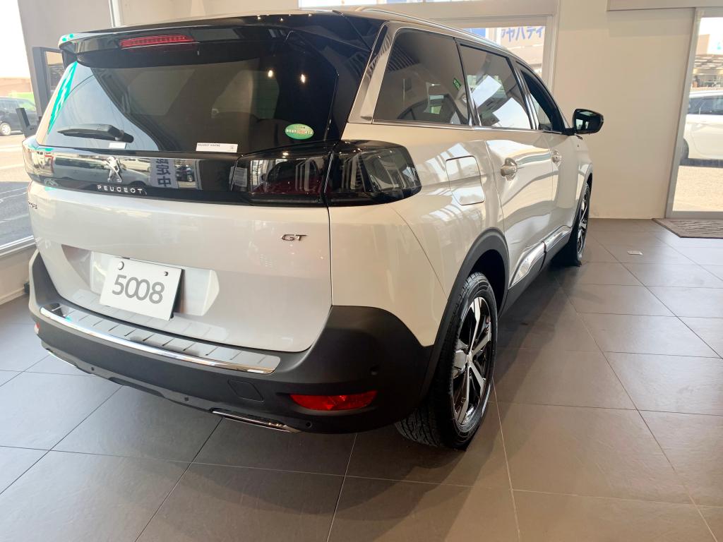 NEW 5008展示中♪
