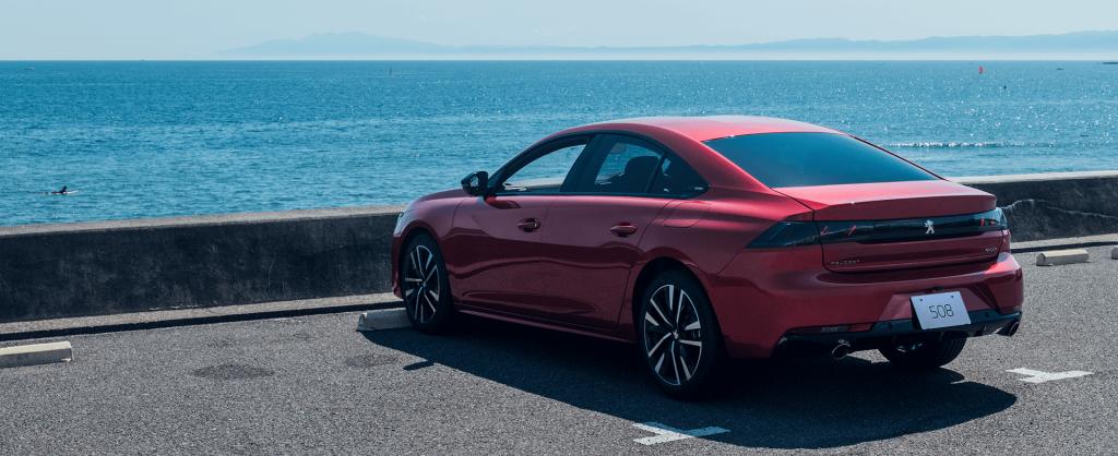NEW PEUGEOT  508 HYBRIDデビュー！