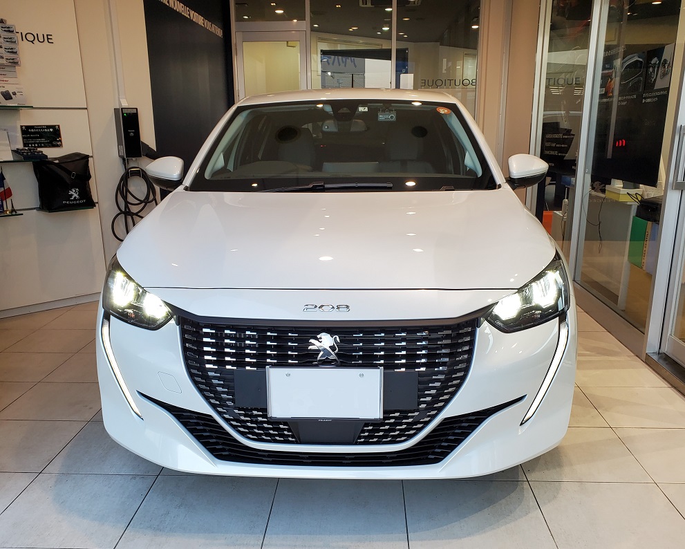 PEUGEOT 208 ご納車