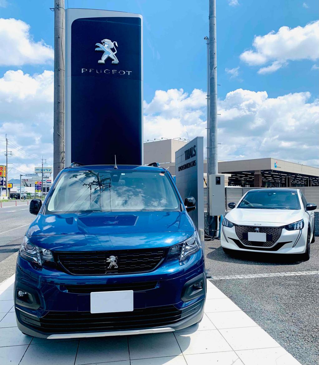 週末はPEUGEOT栗東ショールームへ✨