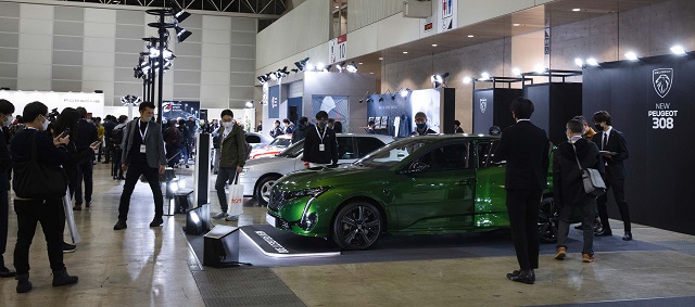 カスタマーが見た、NEW PEUGEOT 308の衝撃