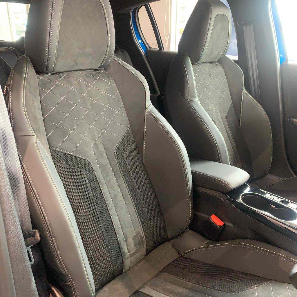 展示車が入れ替わりました♪