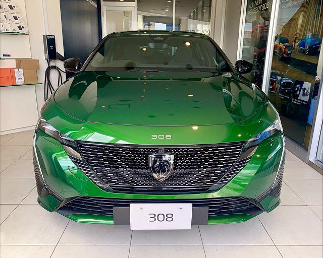 NEW 308、到着いたしました！！＼(^o^)／