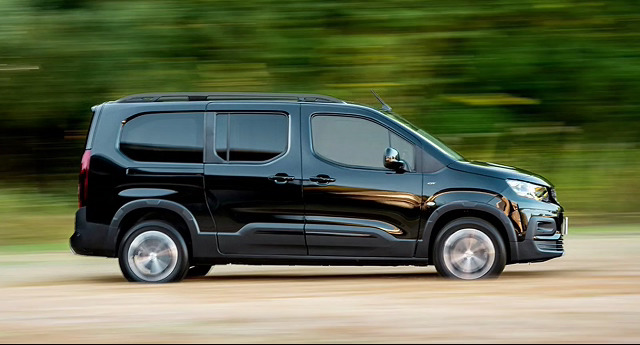 PEUGEOT RIFTER LONG　デビュー✨