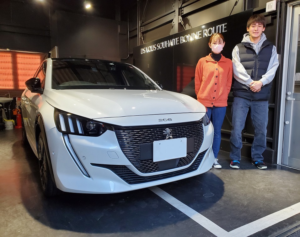 PEUGEOT 208 ご納車