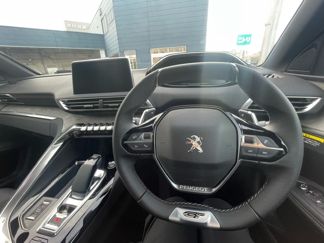 【3008 GT HYBRID】ご覧いただけます✨