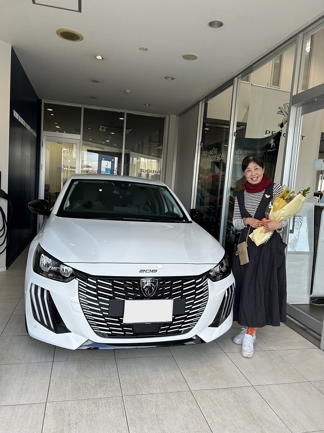 PEUGEOT 208 ご納車式♪