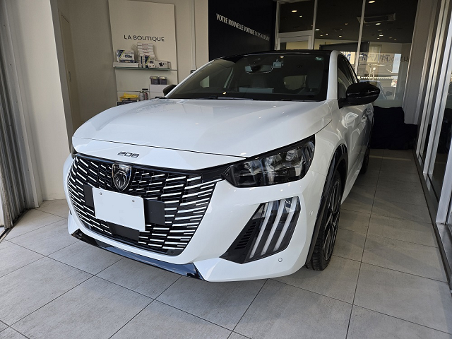 PEUGEOT 208 御納車