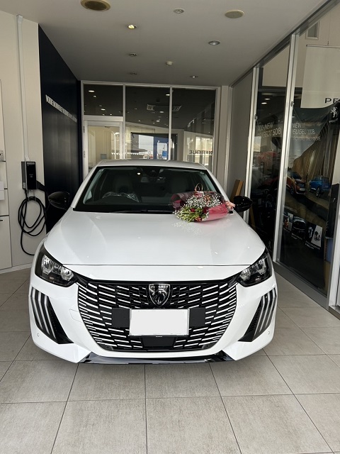 PEUGEOT 208 ご納車式♪