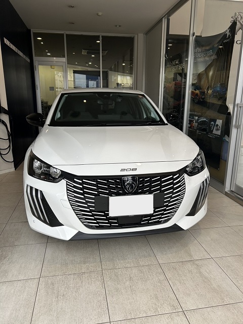 PEUGEOT 208 ご納車式♪
