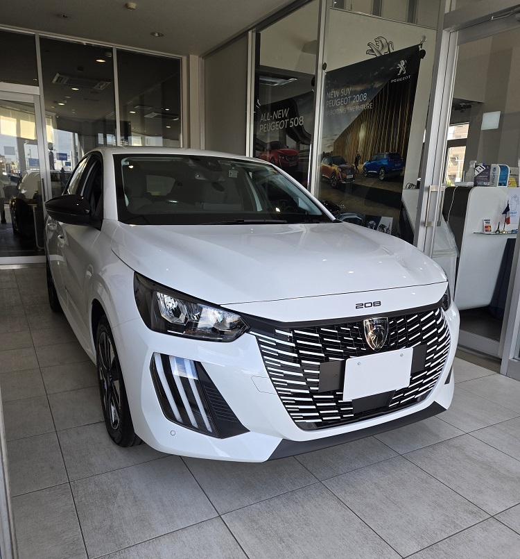 PEUGEOT 208 御納車