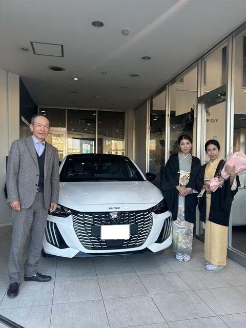 PEUGEOT 208 ご納車式♪
