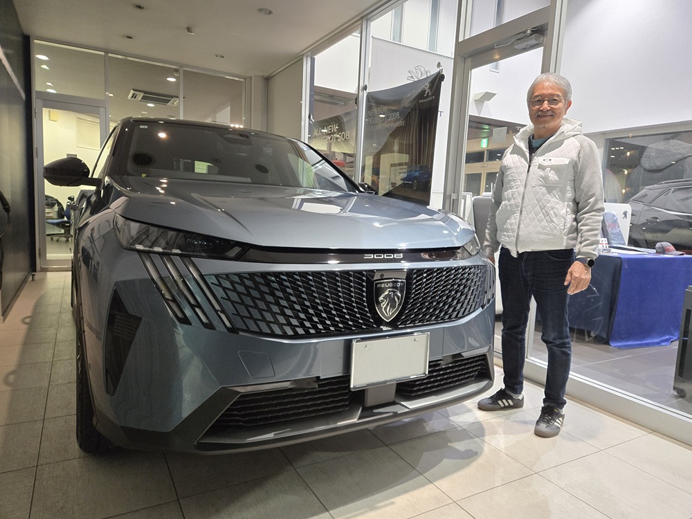 PEUGEOT 3008 御納車！！
